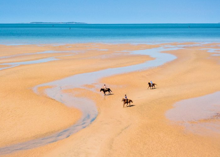 Vacaciones a Caballo en las playas de Mozambique